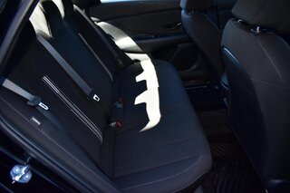 2026 Hyundai Elantra SEL Sport Sedan — photo 10