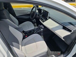 2021 Toyota Corolla Hybrid LE — photo 8