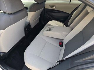 2021 Toyota Corolla Hybrid LE — photo 10