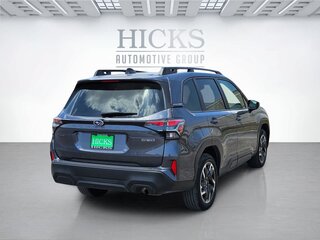 2025 Subaru Forester Premium Hybrid — photo 5