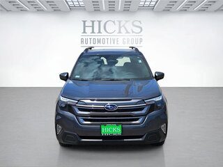 2025 Subaru Forester Premium Hybrid — photo 2