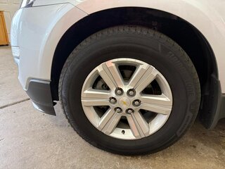 2014 Chevrolet Traverse AWD 4dr LT w/1LT — photo 9