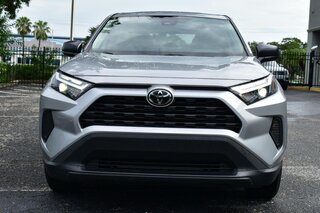 2024 Toyota Rav4 LE FWD (Natl) — photo 7