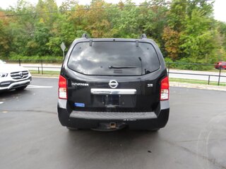 2010 Nissan Pathfinder 4WD 4dr V6 SE — photo 9
