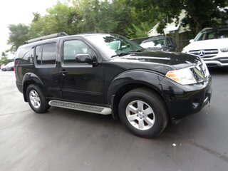 2010 Nissan Pathfinder 4WD 4dr V6 SE — photo 4