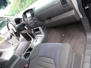 2010 Nissan Pathfinder 4WD 4dr V6 SE — photo 16