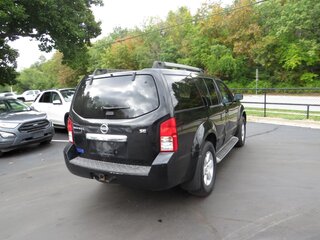 2010 Nissan Pathfinder 4WD 4dr V6 SE — photo 8