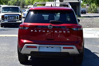 2023 Nissan Pathfinder SL 2WD — photo 4
