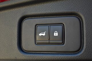 2023 Nissan Pathfinder SL 2WD — photo 16