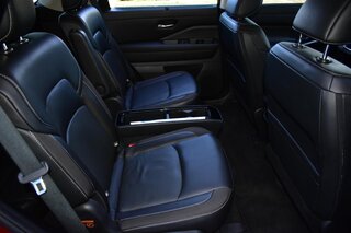 2023 Nissan Pathfinder SL 2WD — photo 11