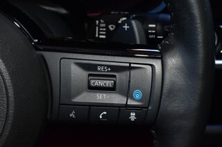 2023 Nissan Pathfinder SL 2WD — photo 22