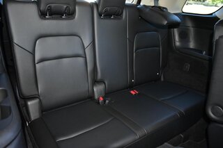 2023 Nissan Pathfinder SL 2WD — photo 12