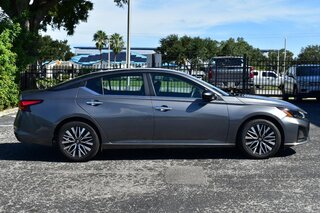 2025 Nissan Altima SV FWD — photo 7