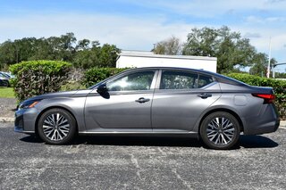 2025 Nissan Altima SV FWD — photo 2