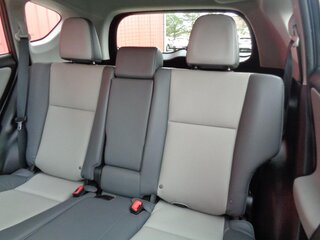 2015 Toyota Rav4 Limited AWD — photo 9