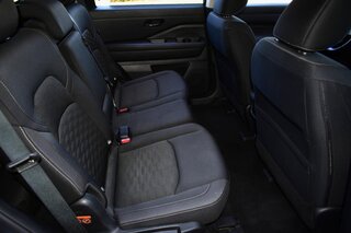 2024 Nissan Pathfinder SV 2WD — photo 11