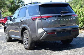 2024 Nissan Pathfinder SV 2WD — photo 3