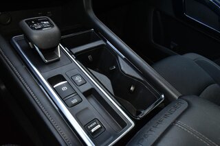 2024 Nissan Pathfinder SV 2WD — photo 18
