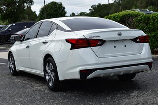 2023 Nissan Altima 2.5 S Sedan — photo 3