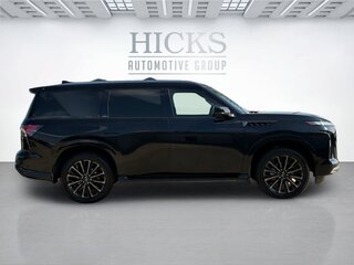 2025 Infiniti QX80 AUTOGRAPH — photo 4