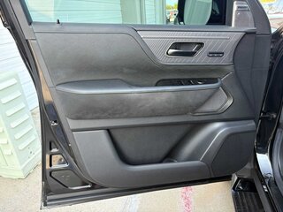 2025 Infiniti QX80 AUTOGRAPH — photo 13
