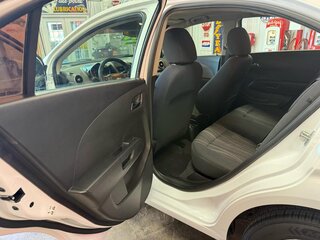 2015 Chevrolet Sonic 4dr Sdn Auto LT — photo 17