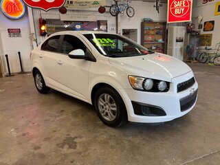 2015 Chevrolet Sonic 4dr Sdn Auto LT — photo 7