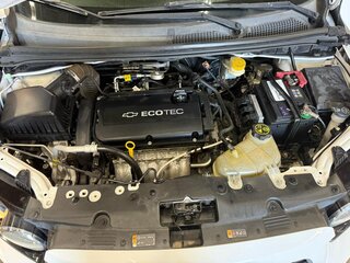 2015 Chevrolet Sonic 4dr Sdn Auto LT — photo 20
