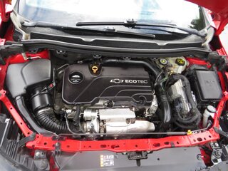 2017 Chevrolet Cruze 4dr Sdn 1.4L LT w/1SD — photo 17