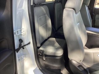 2018 Chevrolet Colorado WT — photo 14