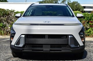 2025 Hyundai Kona SEL FWD — photo 5