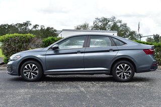 2024 Volkswagen Jetta S Auto — photo 2