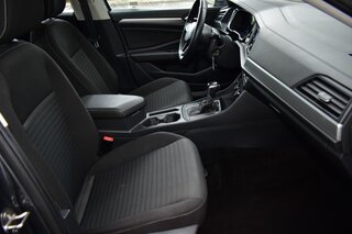 2024 Volkswagen Jetta S Auto — photo 10