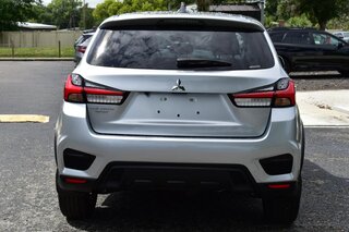 2026 Mitsubishi Outlander Sport 2.0 ES AWD — photo 4