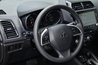 2026 Mitsubishi Outlander Sport 2.0 ES AWD — photo 15