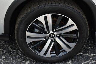 2026 Mitsubishi Outlander Sport 2.0 ES AWD — photo 8