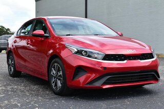 2023 Kia FORTE LXS IVT — photo 6