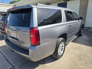 2019 Chevrolet Suburban LT — photo 5