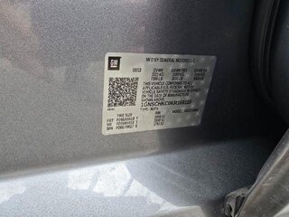 2019 Chevrolet Suburban LT — photo 22