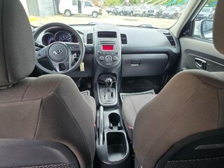 2013 Kia Soul LL — photo 11