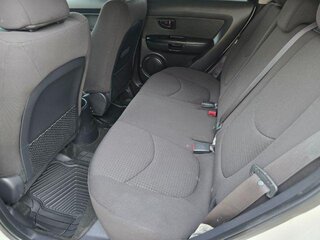 2013 Kia Soul LL — photo 9
