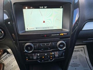 2017 Ford Explorer XLT — photo 14