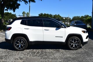 2025 Jeep Compass Limited 4x4 — photo 7