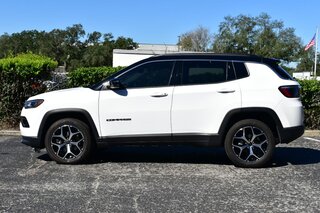 2025 Jeep Compass Limited 4x4 — photo 2