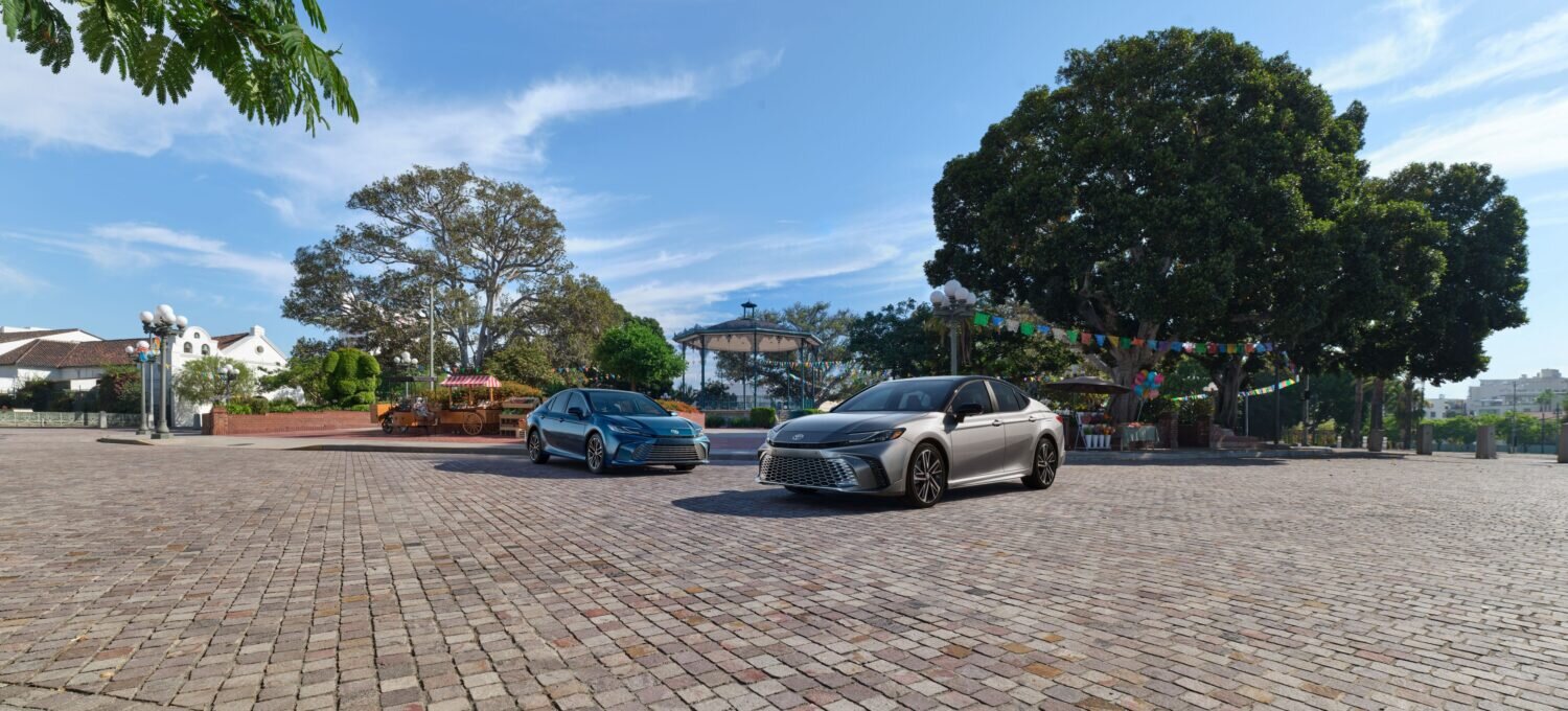 2025 Toyota Camry Hybrid Review: Efficiency Meets Everyday Excellence