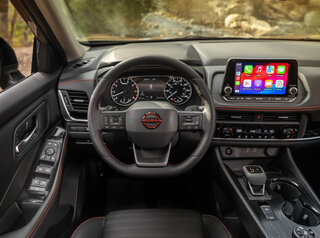 2026 Nissan Rogue Review: The Compact SUV That Wins or Loses on Small Daily Habits