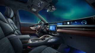 2026 Lincoln Nautilus Review: The Luxury Crossover That Treats the Cabin Like a Living Room